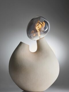 Edison’s dream 
Εργο 19 
Πηλος υψηλής θερμοκρασίας , χτίσιμο στο χέρι 
Μαρου Μελένιου 
Exhibit 19 
Vessel 
Stoneware , handbuilt 
By @melenioumaru 
Photo by @inbulb 
#greekceramics #ceramiclighting #bespokeceramics #bespokedesign #uniqueceramics #stoneware #contemporaryceramics #groupceramicsexhibit #marumeleniou #chimera_artandcraft #chimeraculturesyros #syros #syrosisland #inbulb